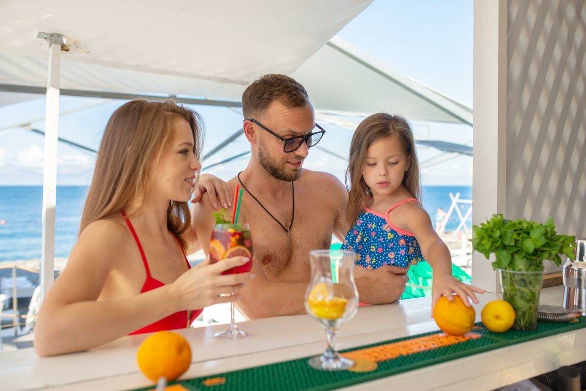 Пляжный бар «Морской» Bridge Resort — фото 4